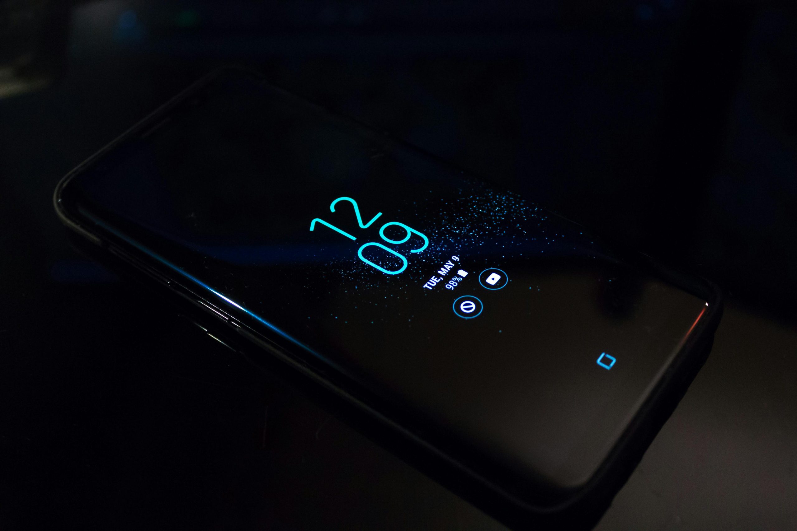 Digitális detox edzés közben – Mi történik, ha nem nyúlsz a telefonhoz edzés alatt?